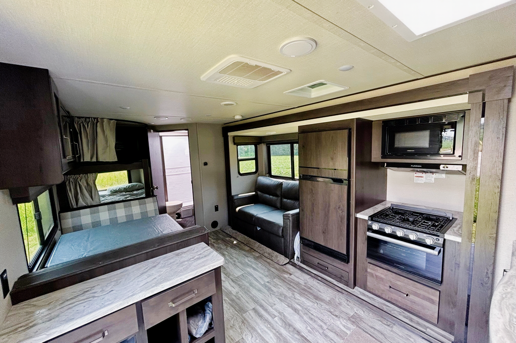Lightfoot Adventure Trailer 