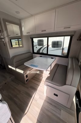 Steve's Thor Motor Coach 22z Class C
