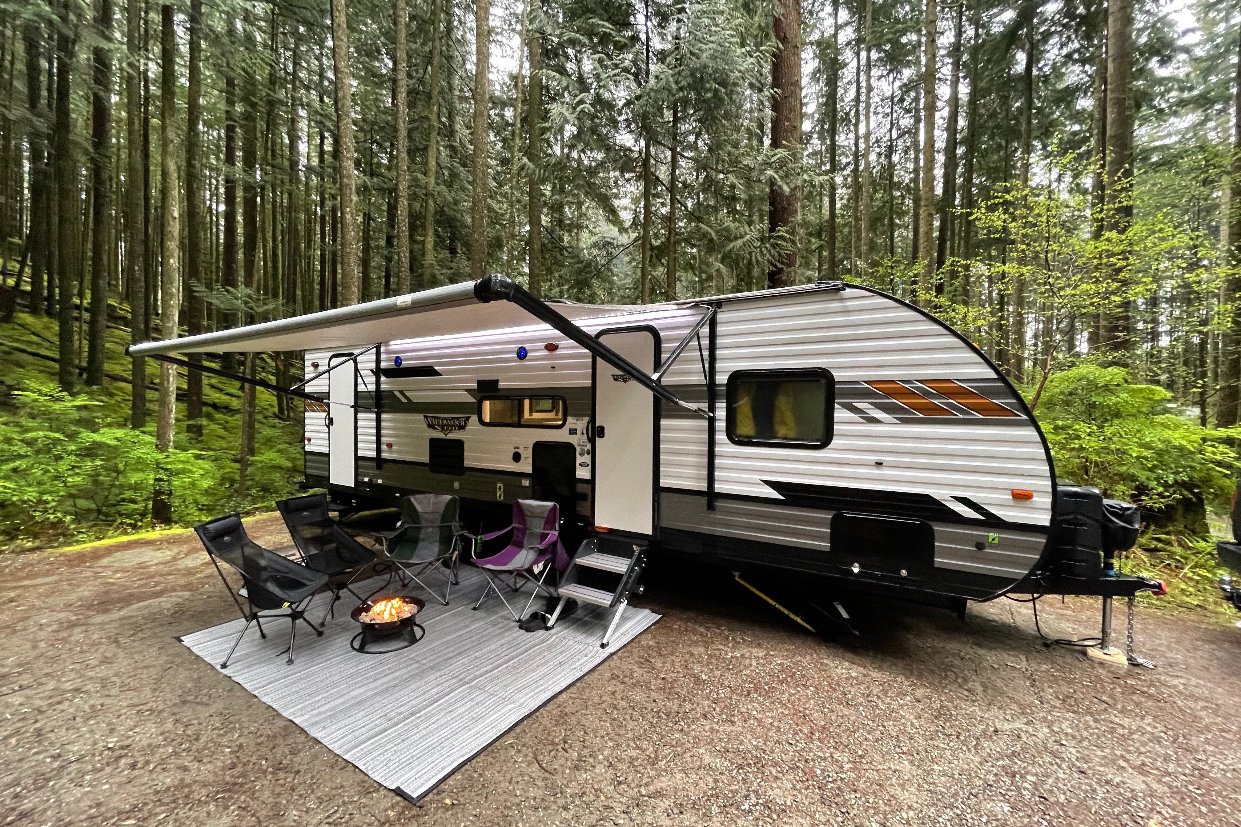 Happy Glamper Forest River 263BH Xlite