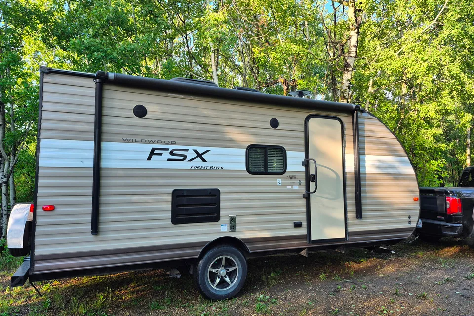 Jisung's Forest River T177BH Travel Trailer