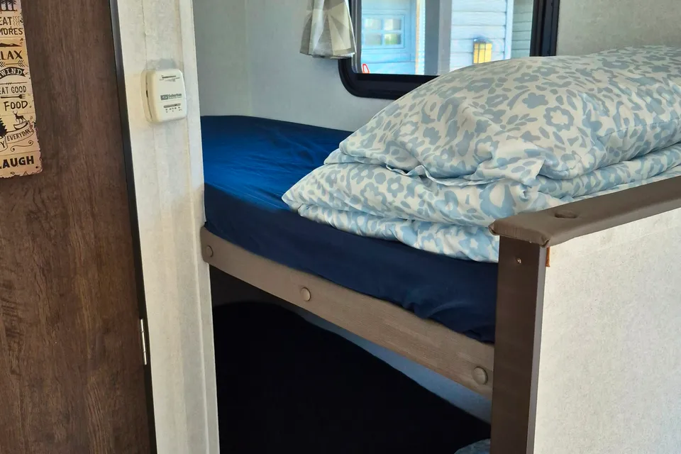 Jisung's Forest River T177BH Travel Trailer