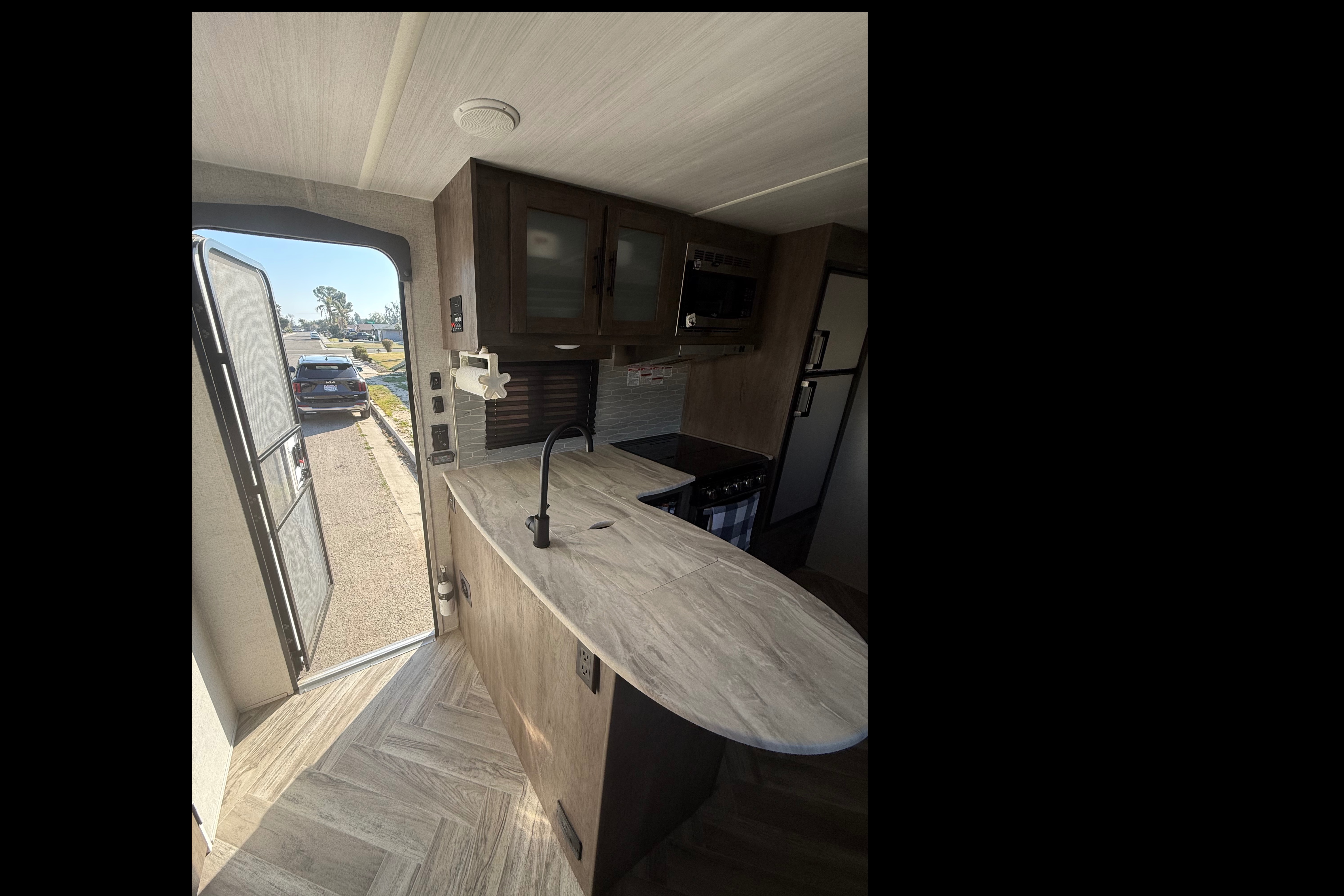 Family Friendly 2022 Cruise Lite Trailer