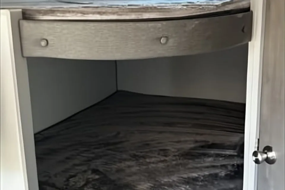 Kyle's Forest River Aurora 26BH Travel Trailer