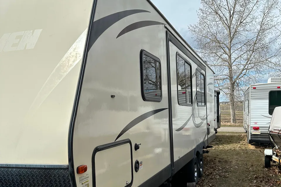 KZ Sportsman Travel Trailer