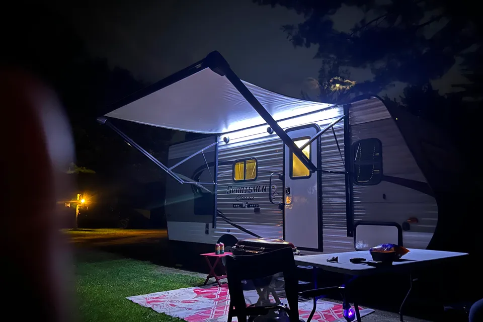 Steven's Sportsman Kz Travel Trailer