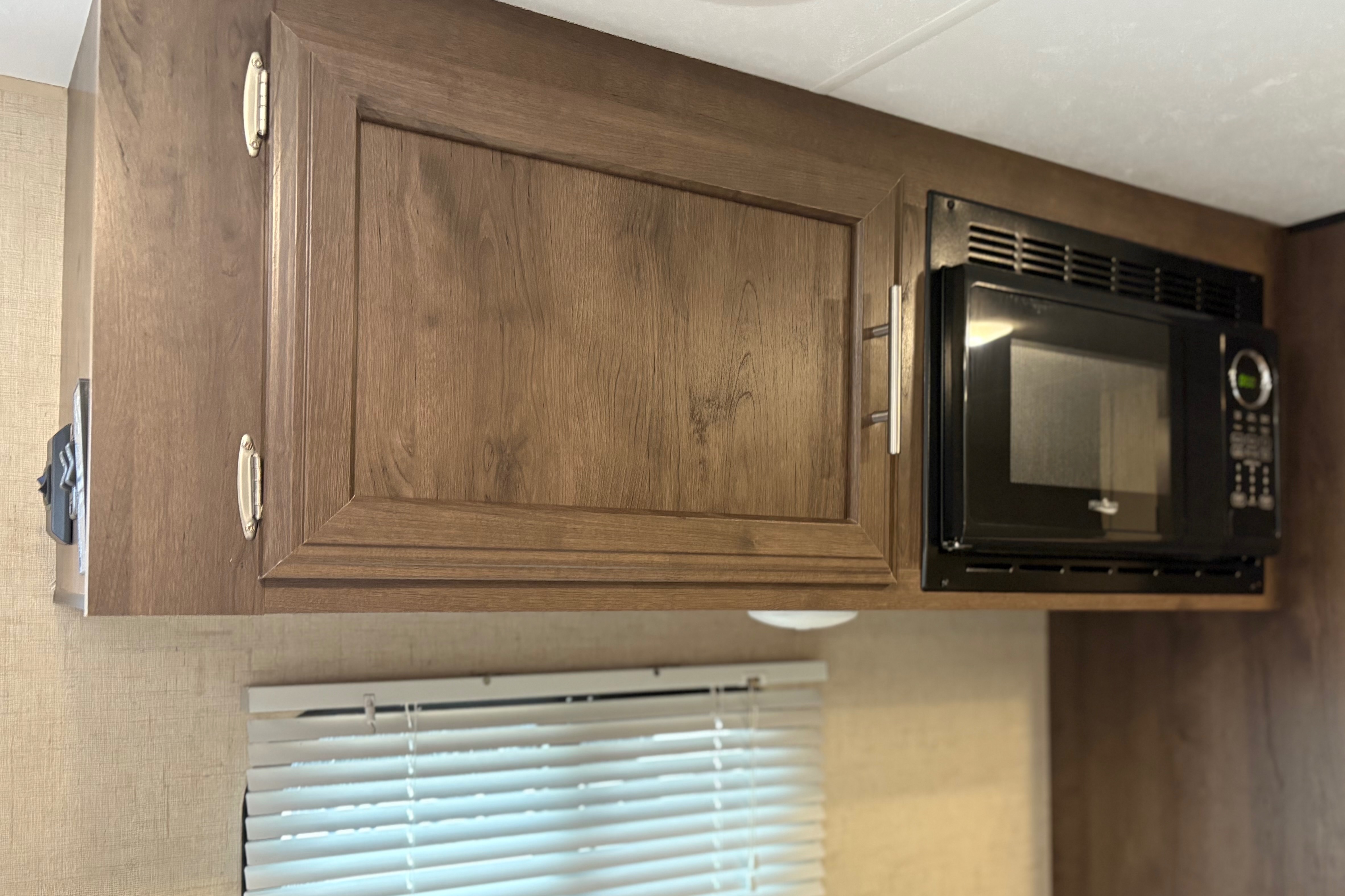 Steven's Sportsman Kz Travel Trailer