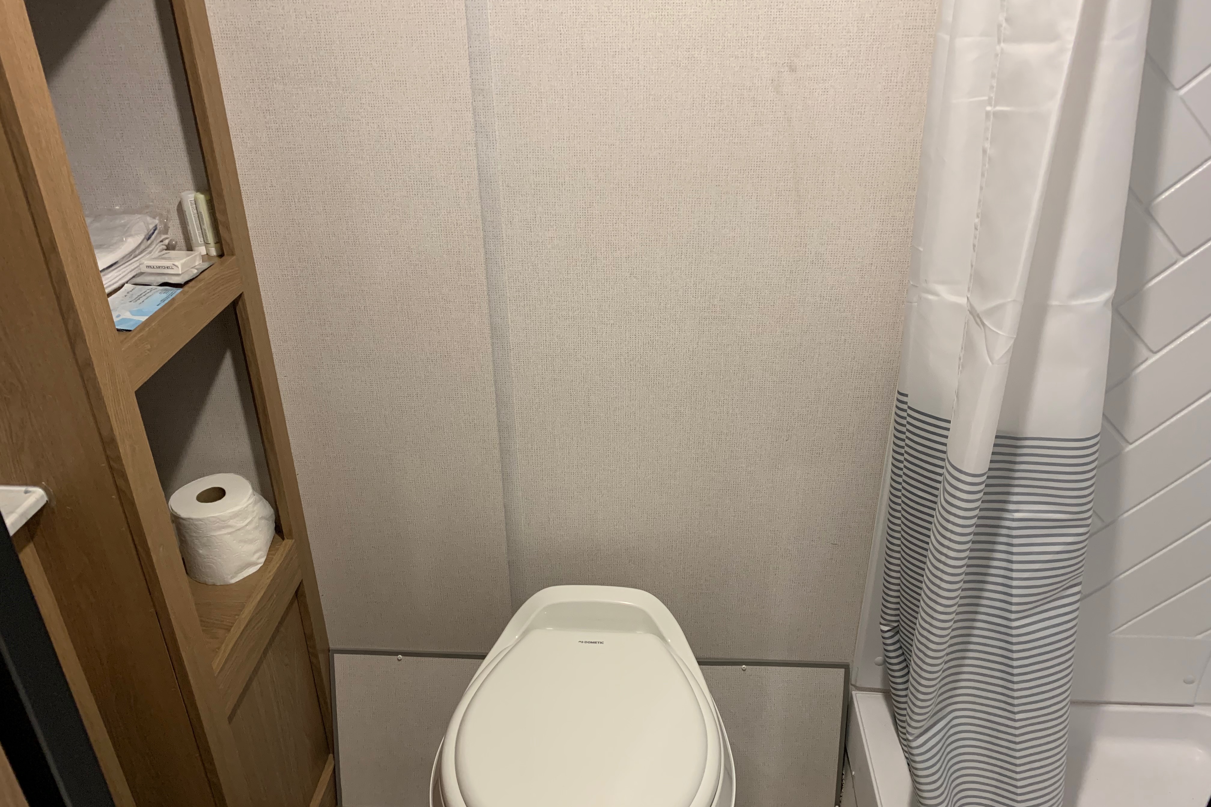 Prime Time Camper (Real Mattress)