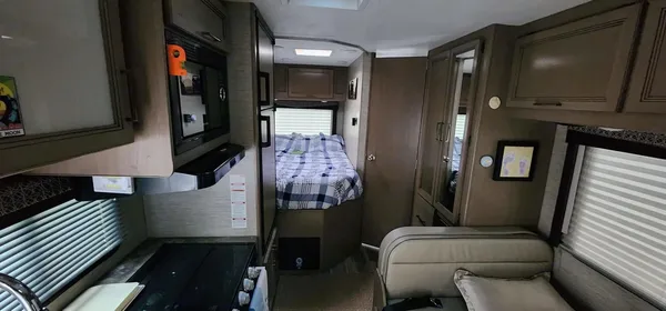 2022 Thor Four Wind Class C 24ft