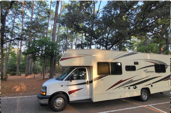 RV Trippin - "Clyde" Coachmen Freelander 27QB
