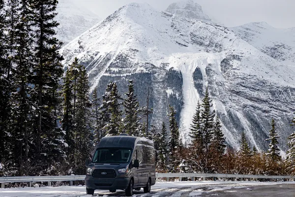 Rob's Custom Ford Transit 350 Campervan