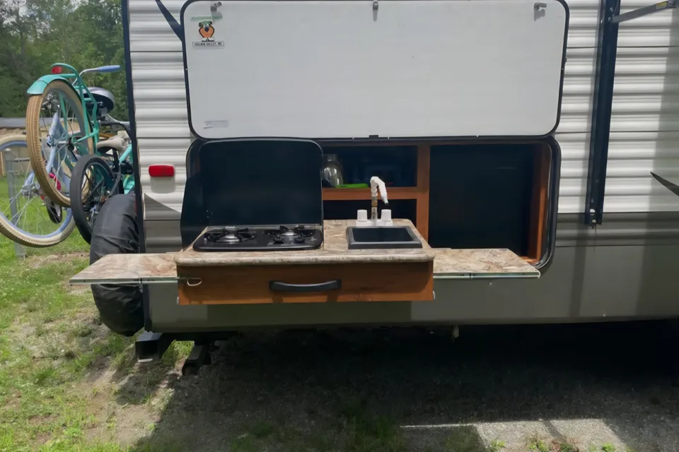 Walaa 's Keystone Hideout Travel Trailer