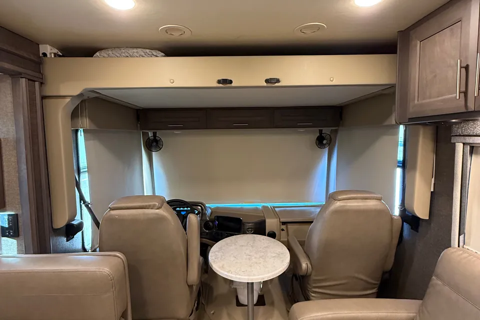 2022 Thor Motor Coach Challenger 37DS Class A