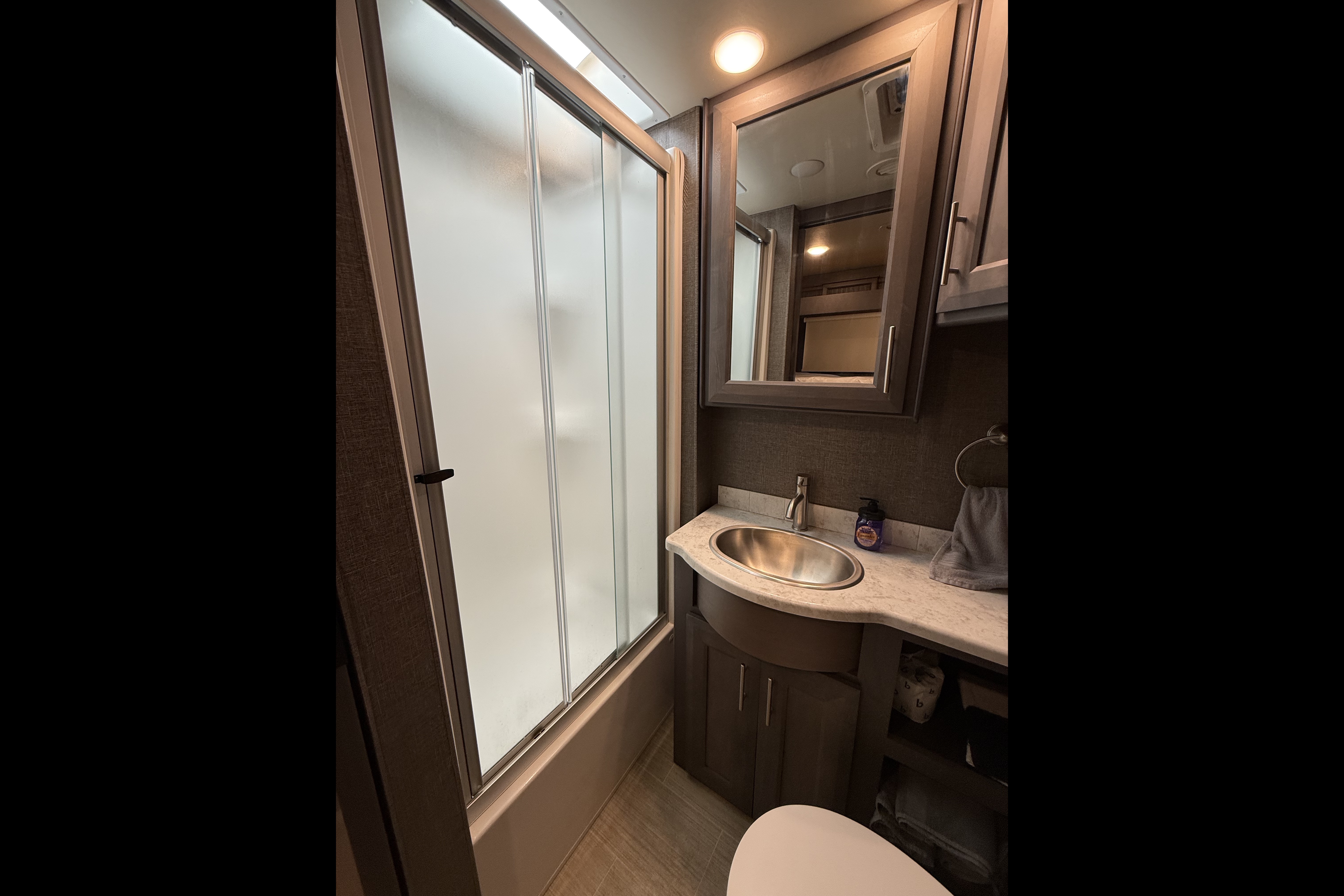 2022 Thor Motor Coach Challenger 37DS Class A