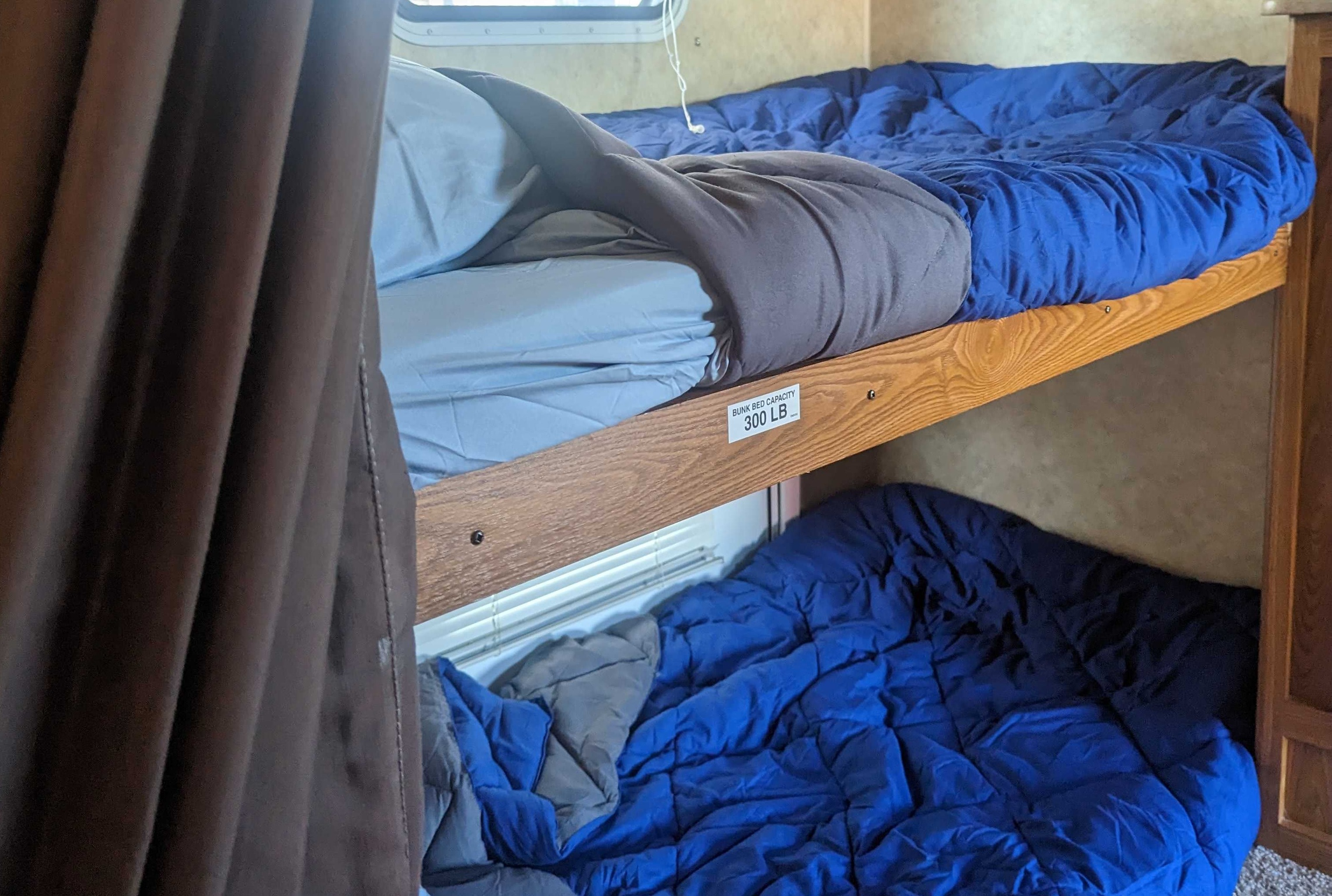 Mitch and Vanessa's Dutchmen 28' travel trailer  Travel Trailer