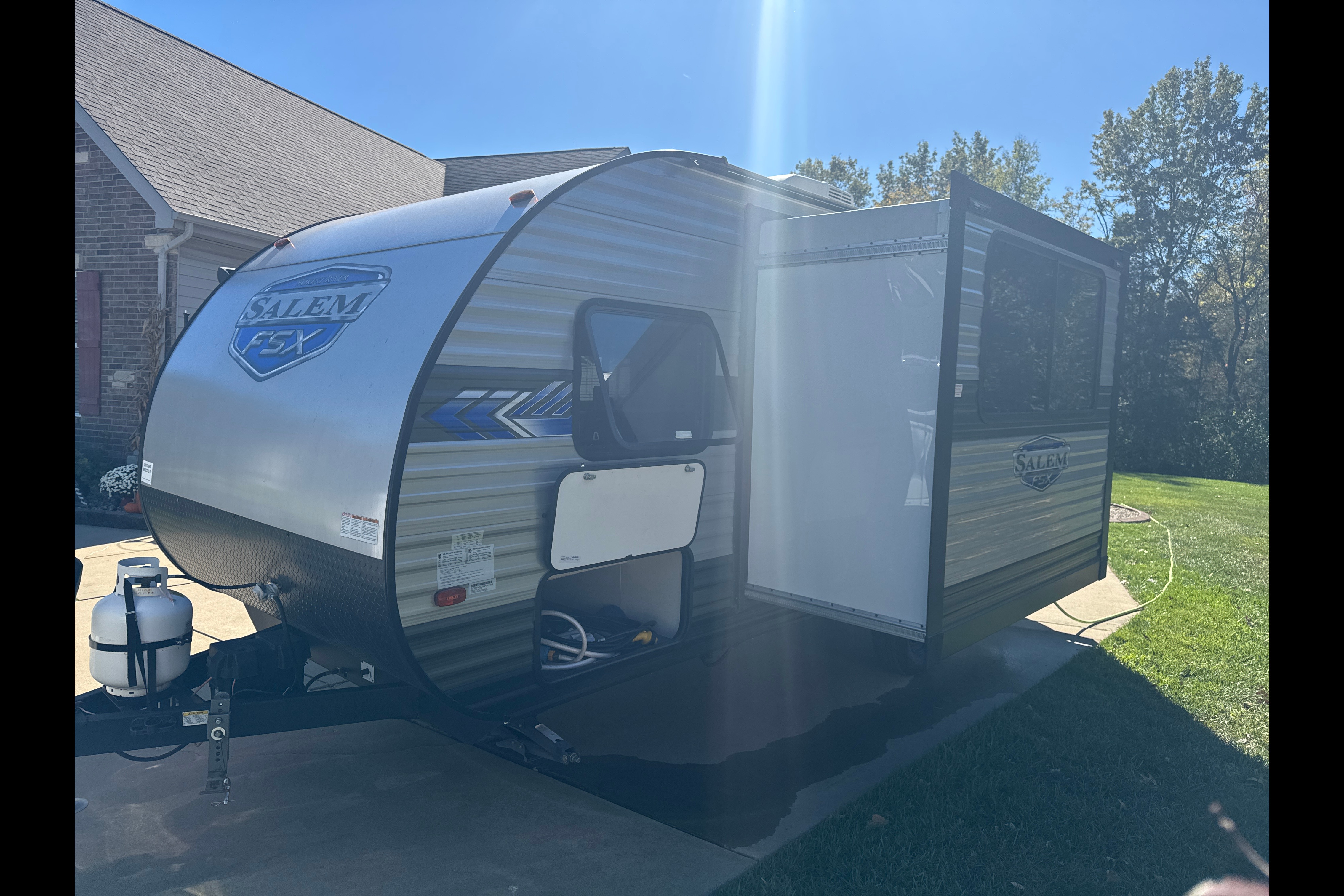 The Trailhead - Lightweight Adventure Camper