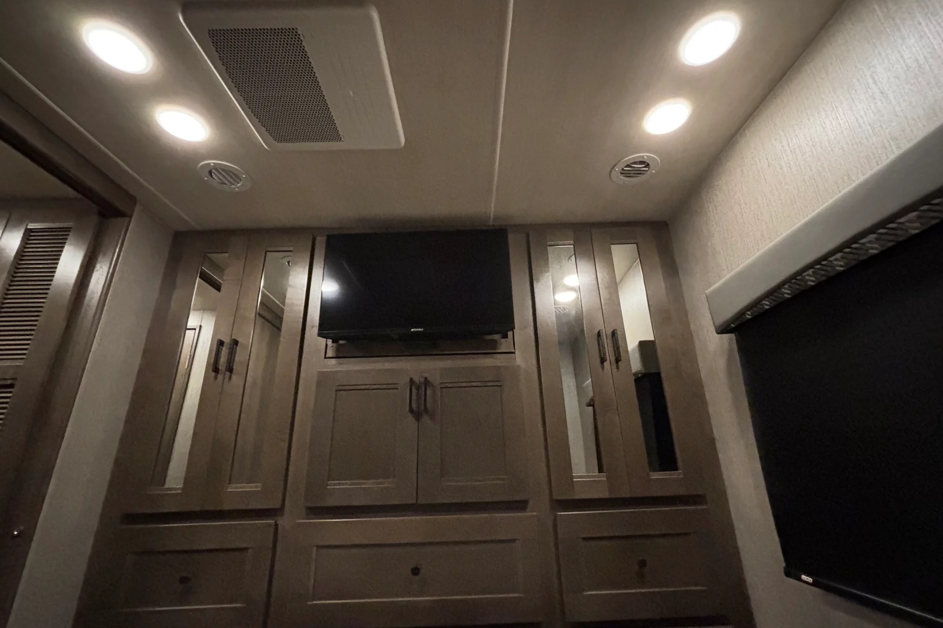 2023 Super C Diesel Luxury Motor Coach