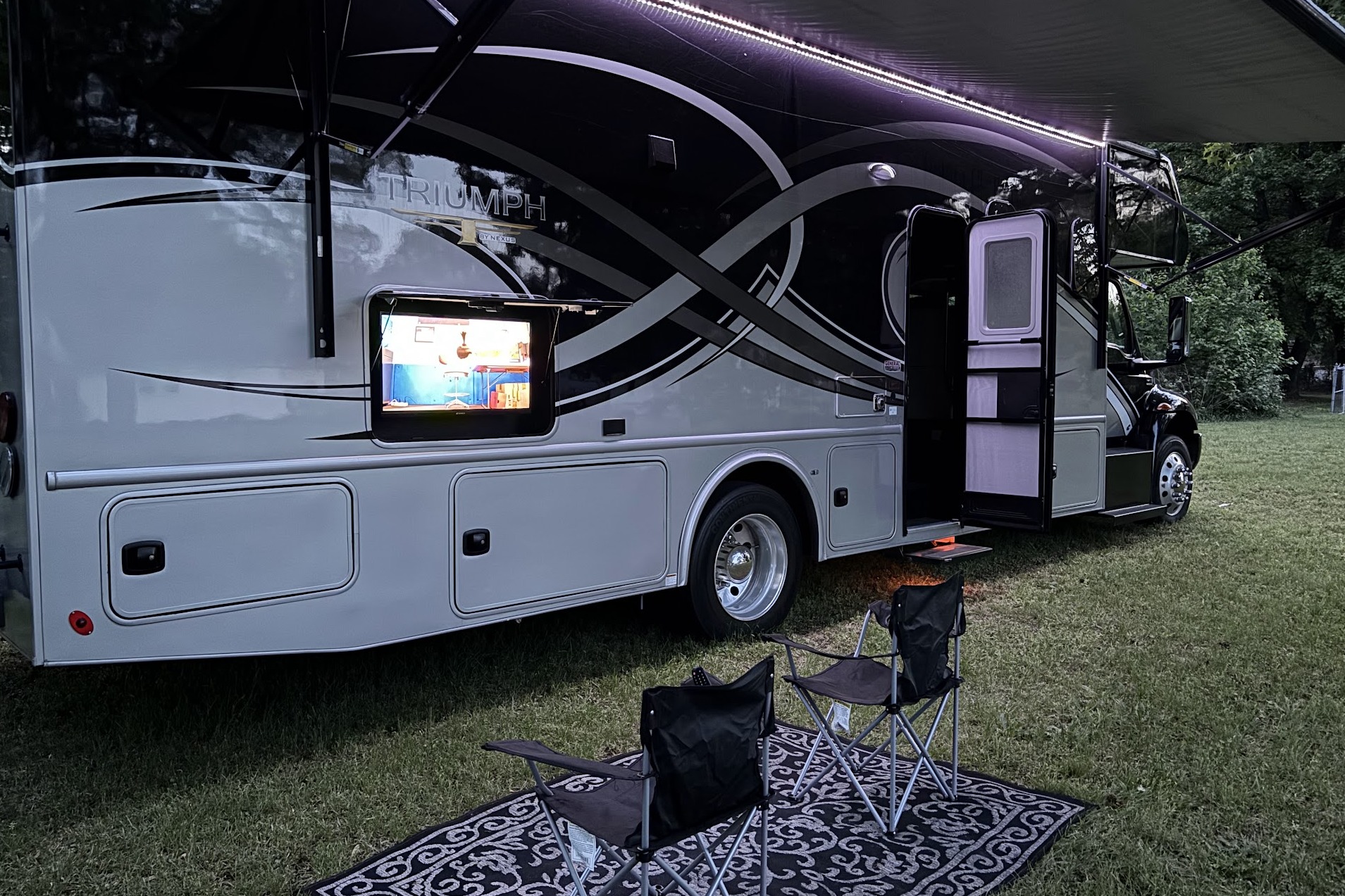 2023 Super C Diesel Luxury Motor Coach