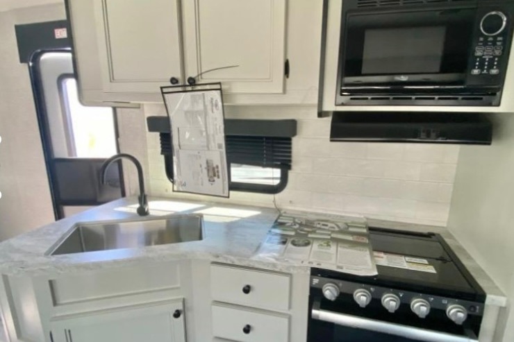 TRAVEL TRAILERS TO GO