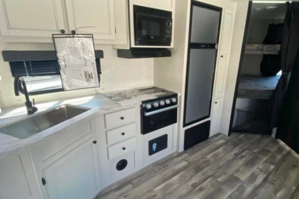 TRAVEL TRAILERS TO GO