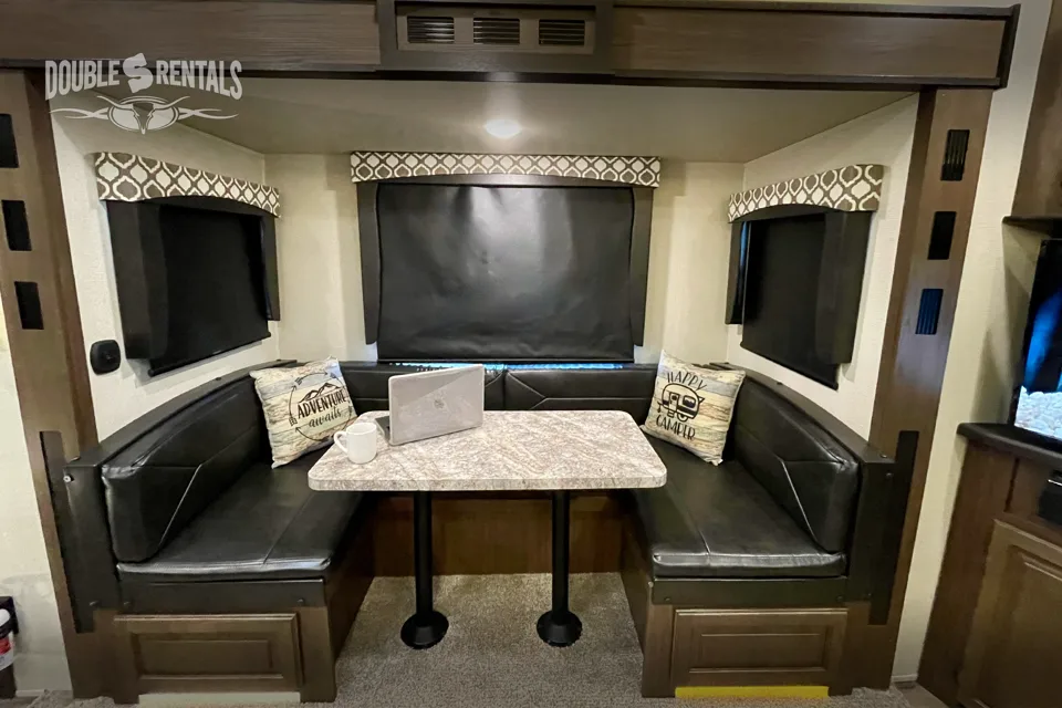 CRUSADER LITE with Private Master, Bunk Room, 2 Baths and 13ft Power Awning!