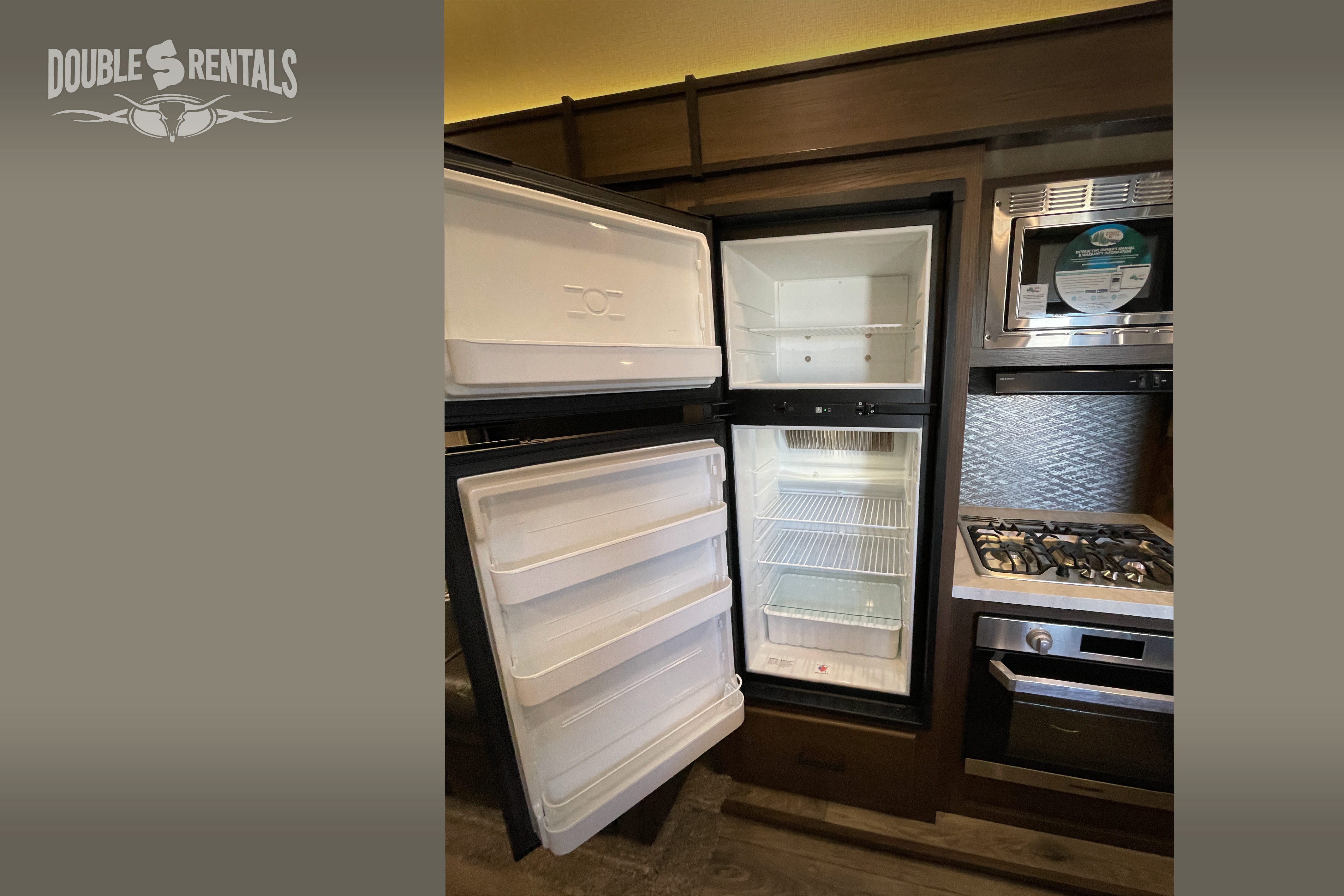 CRUSADER LITE with Private Master, Bunk Room, 2 Baths and 13ft Power Awning!