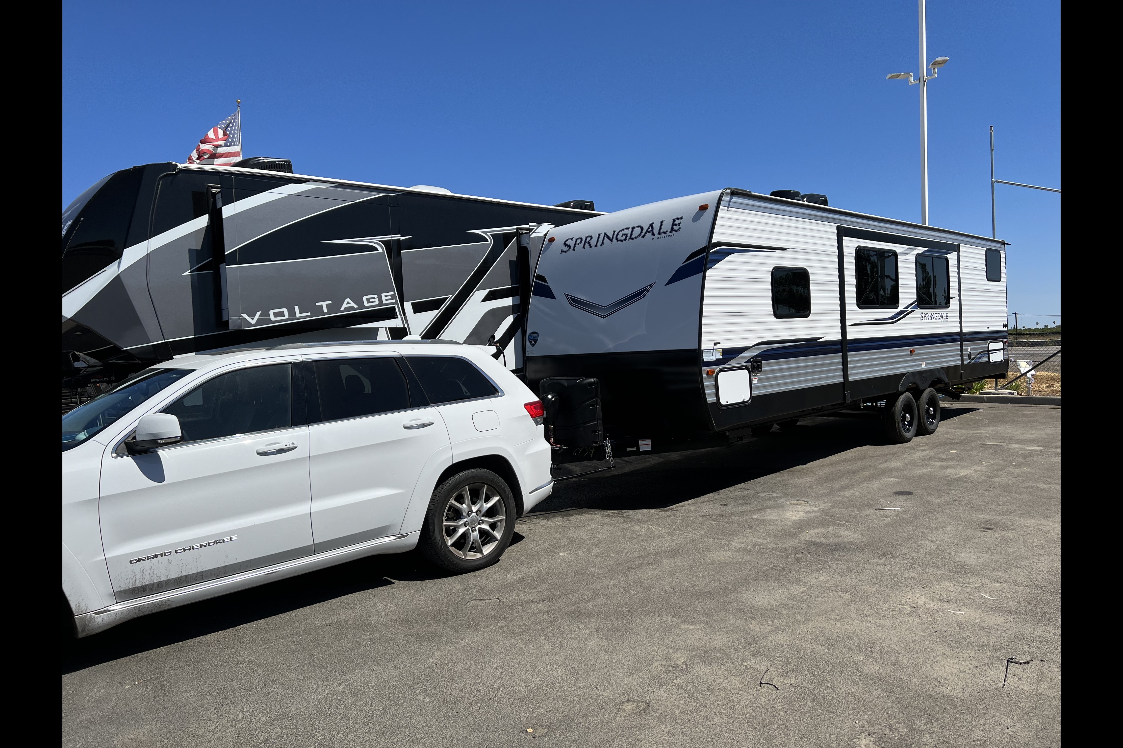 Lloyd's Keystone Springdale Travel Trailer
