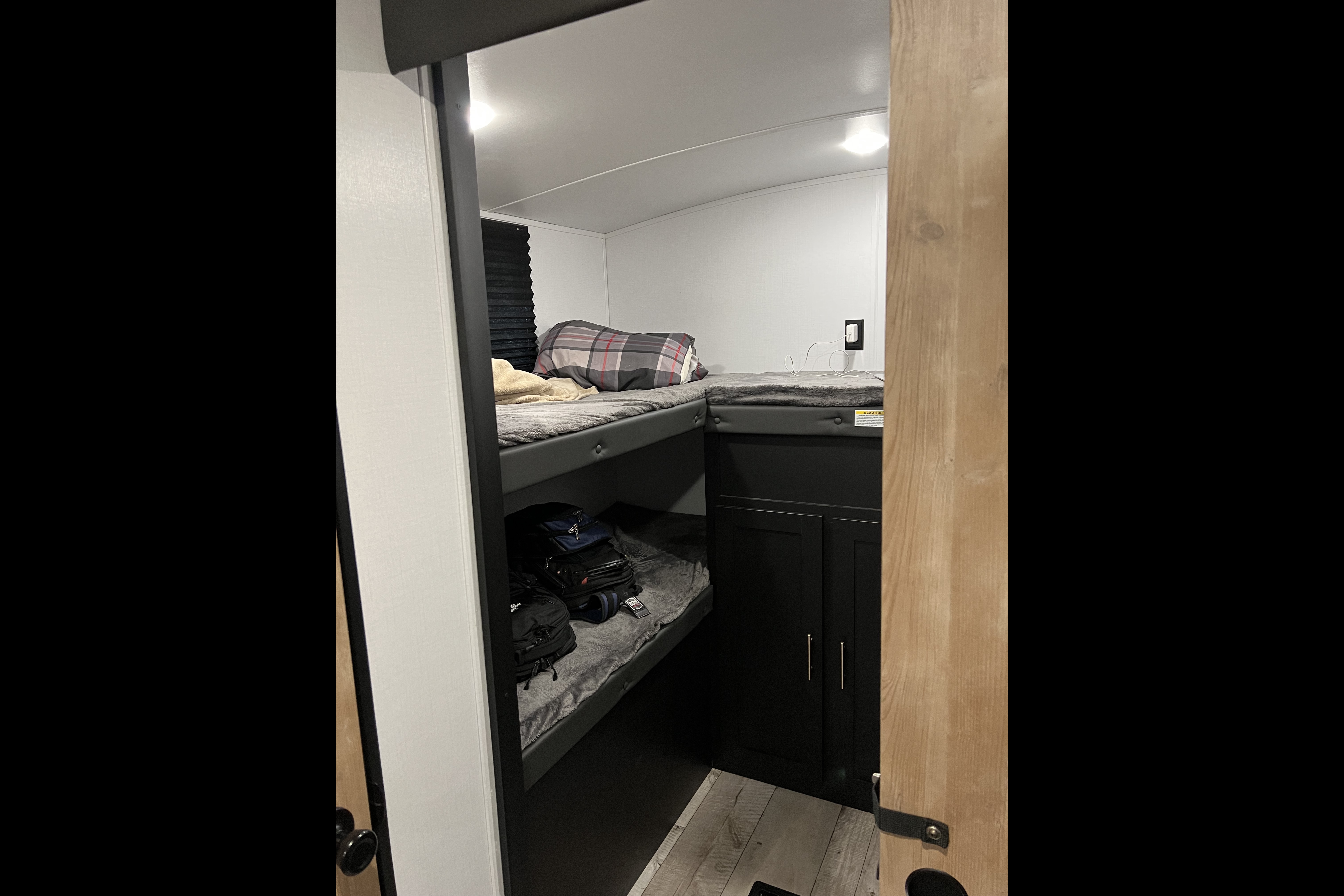Lloyd's Keystone Springdale Travel Trailer