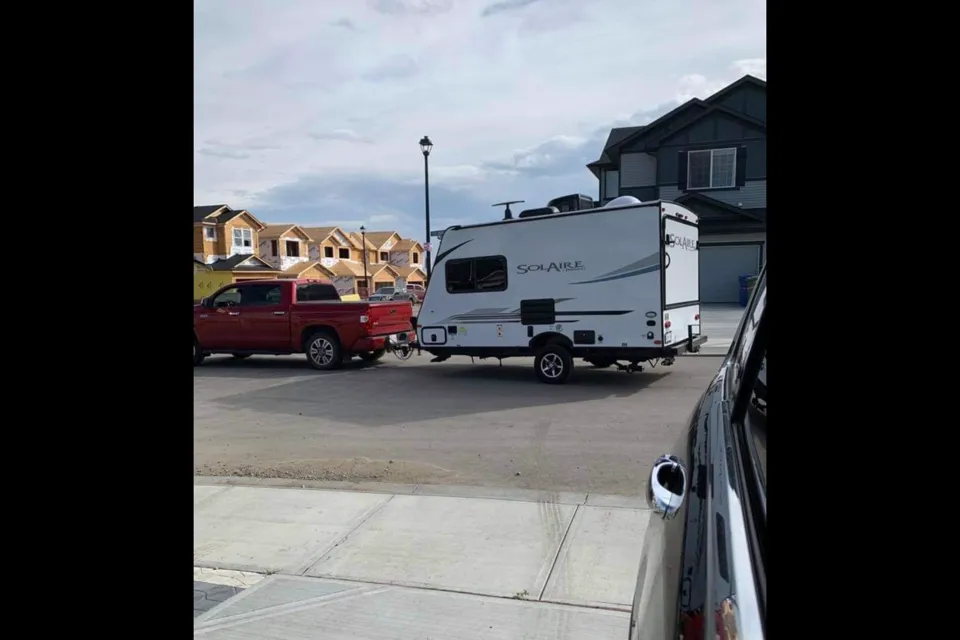 Ray's Palomino Soldier ult lt 147x14 Tent Trailer