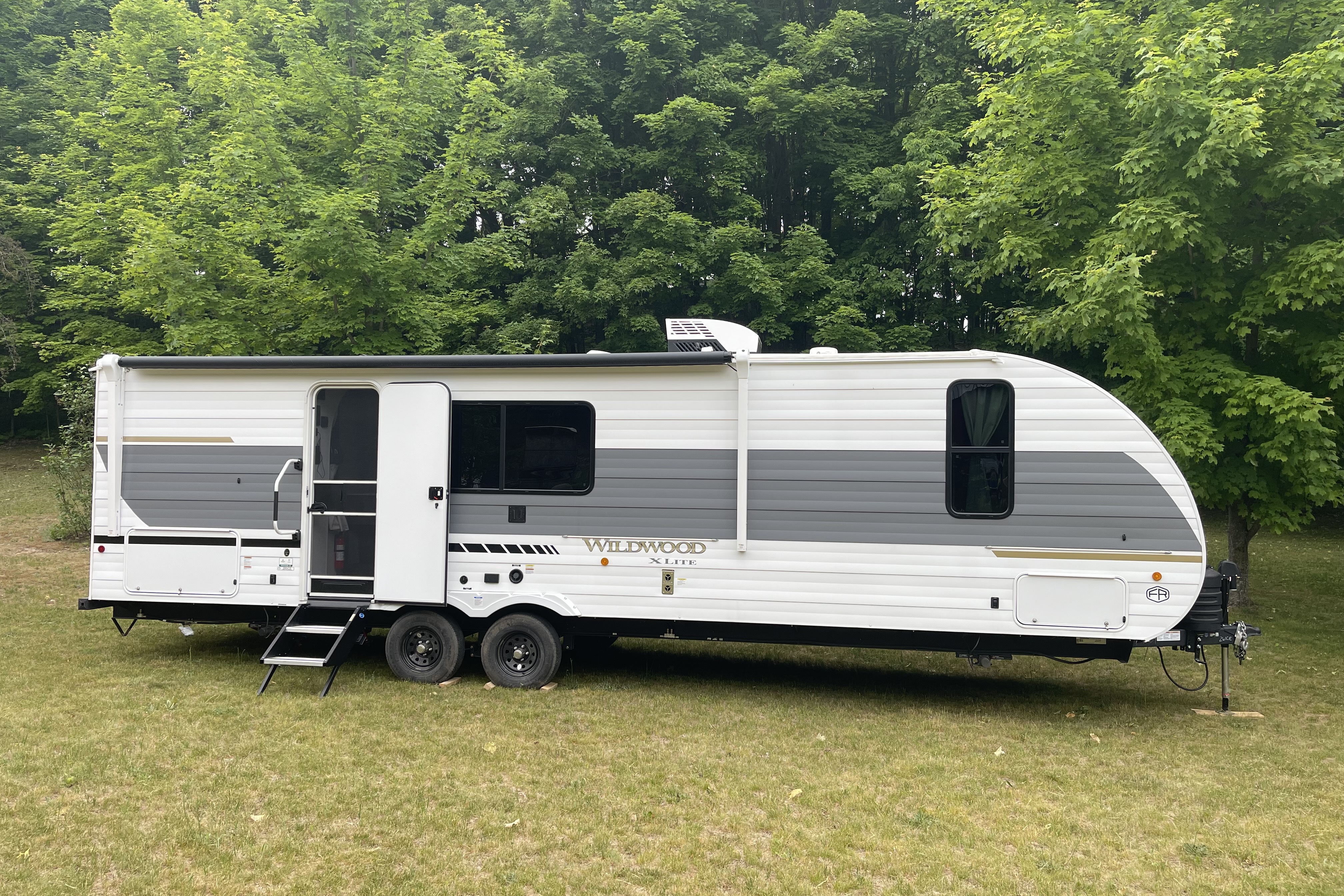 Modern Boho Luxury Retreat on Wheels (DELIVERY ONLY)