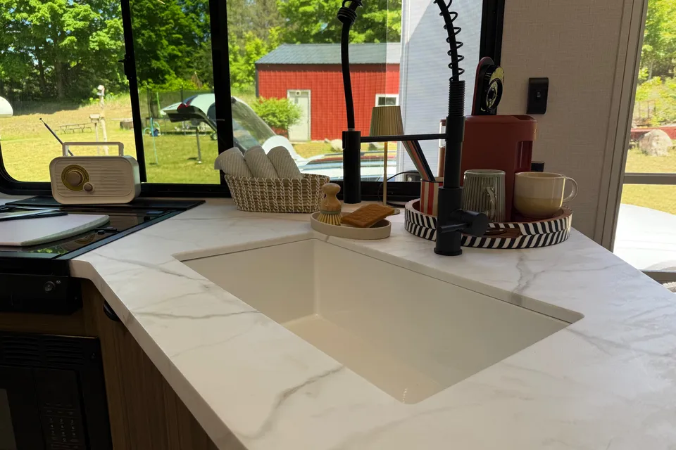 Modern Boho Luxury Retreat on Wheels (DELIVERY ONLY)