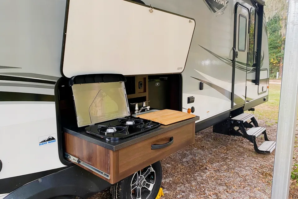Perfect For Couples: Jayco White Hawk 26rk Travel Trailer Delivery Only