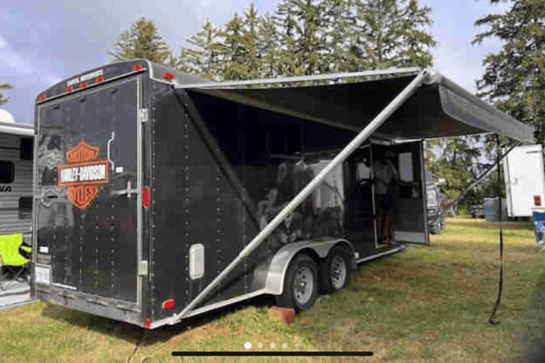 Toy hauler 20 pied Roulotte cargo