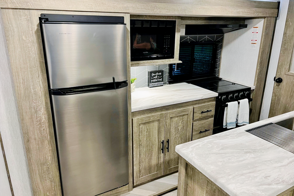 2022 Flagstaff Salem Hemisphere Travel Trailer