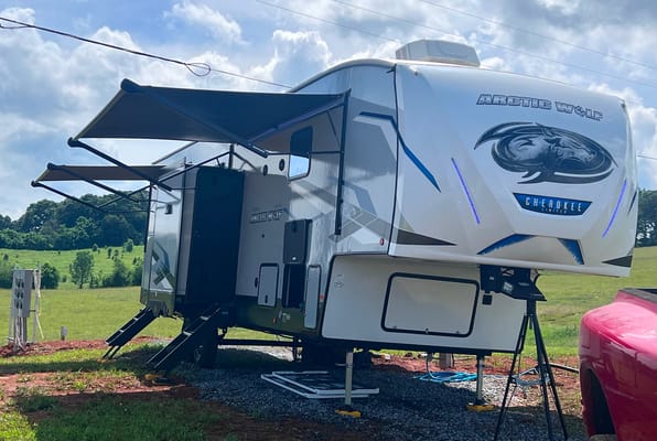 Mansion on wheels