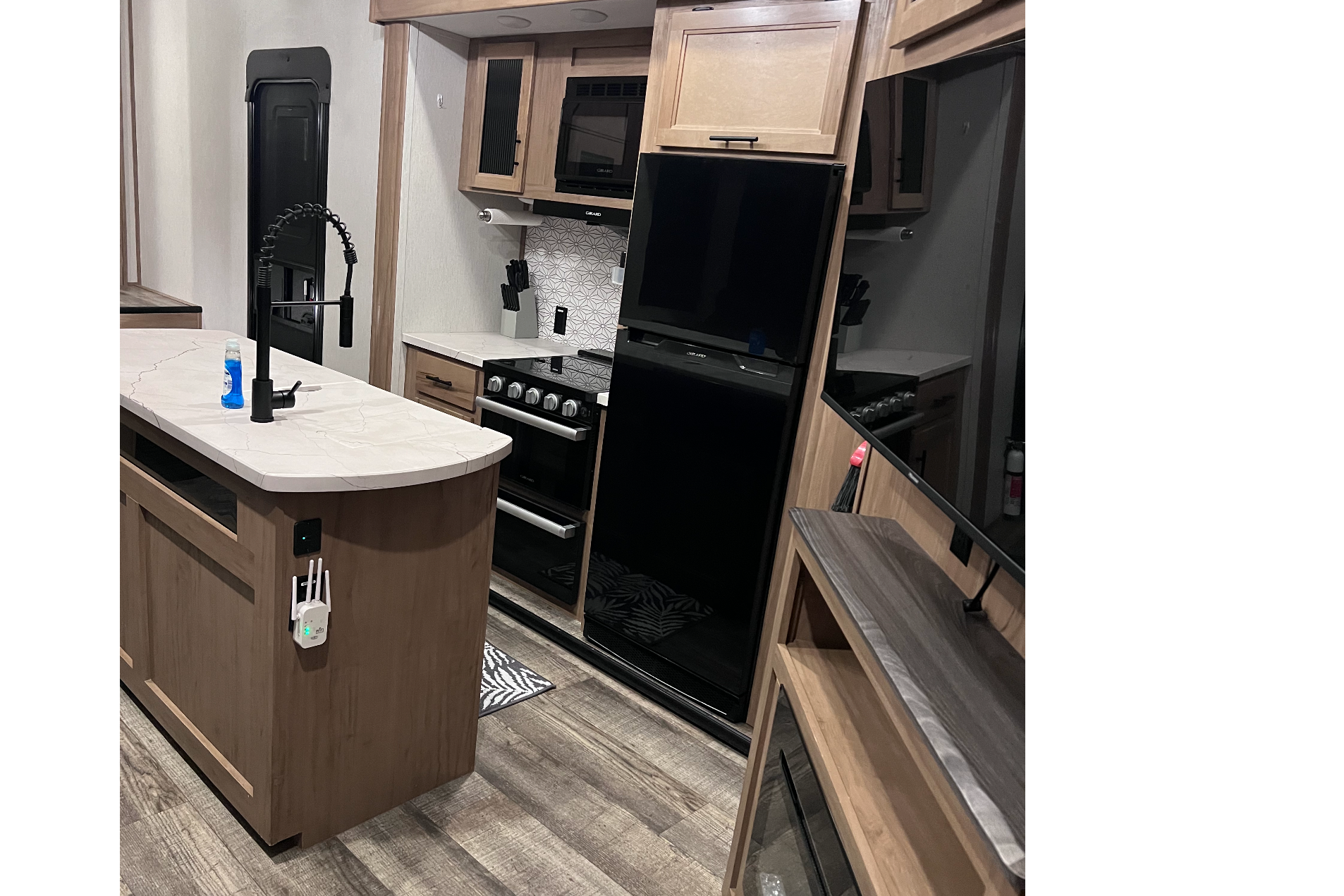 Mansion on wheels