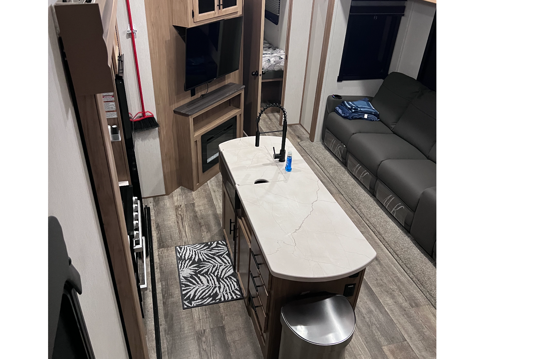 Mansion on wheels