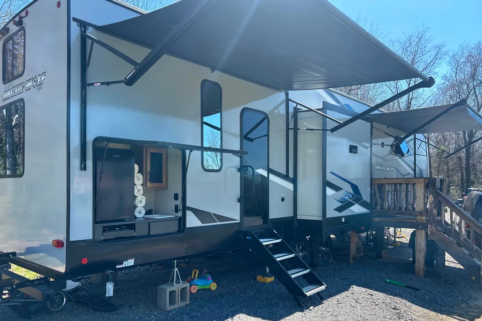 Mansion on wheels