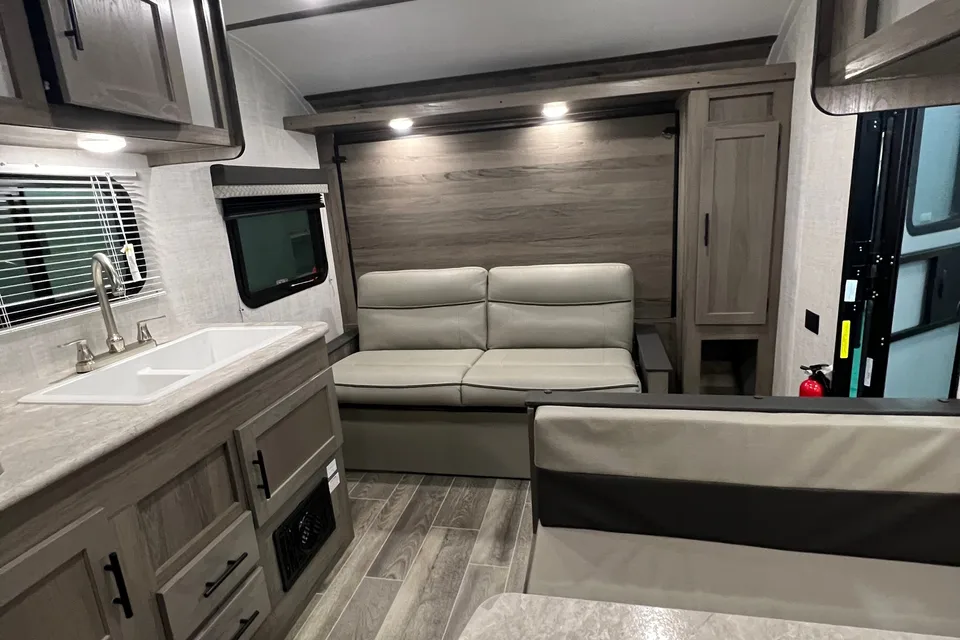 Gulf Stream Trailmaster 197BH Travel Trailer