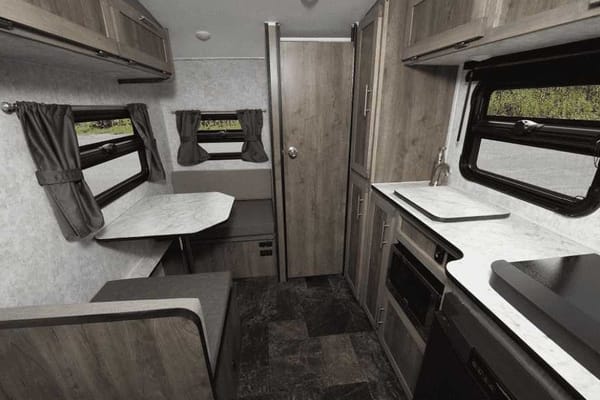 1485 lbs AC - 2020 Prolite Lounge
