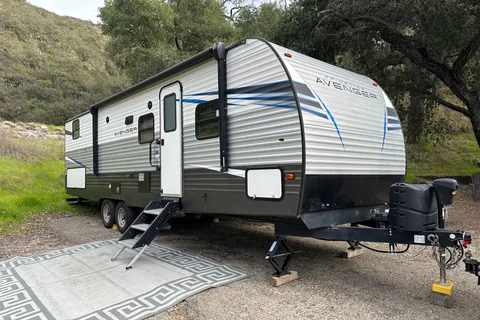 Ray's Avenger 29RBS - Delivery Only