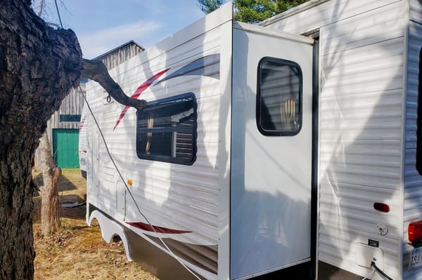 Arthur's Keystone Hornet Travel Trailer