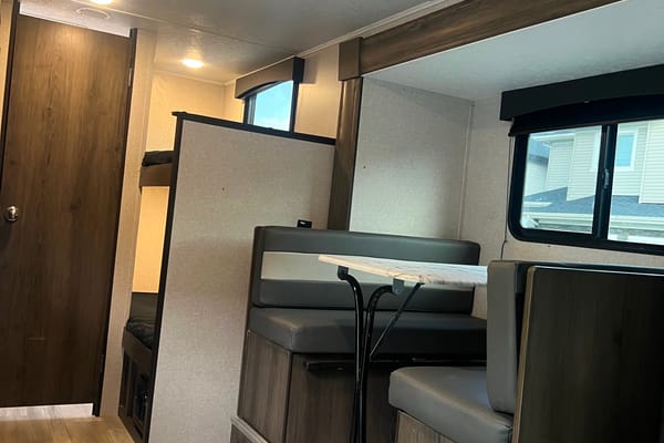 Brand New Viking 17 BHS Travel Trailer
