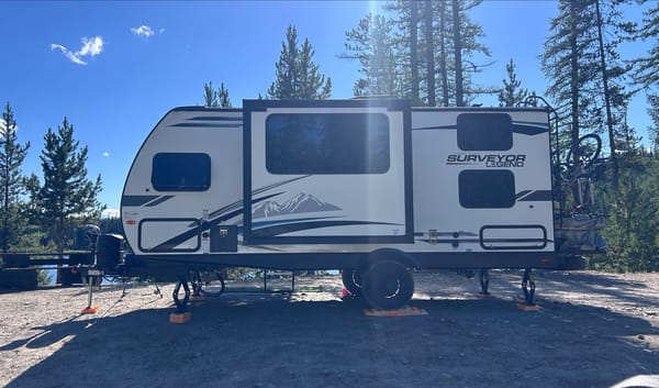 Family Bunkhouse Adventure Rig – Sleeps 6 with Outdoor Kitchen!