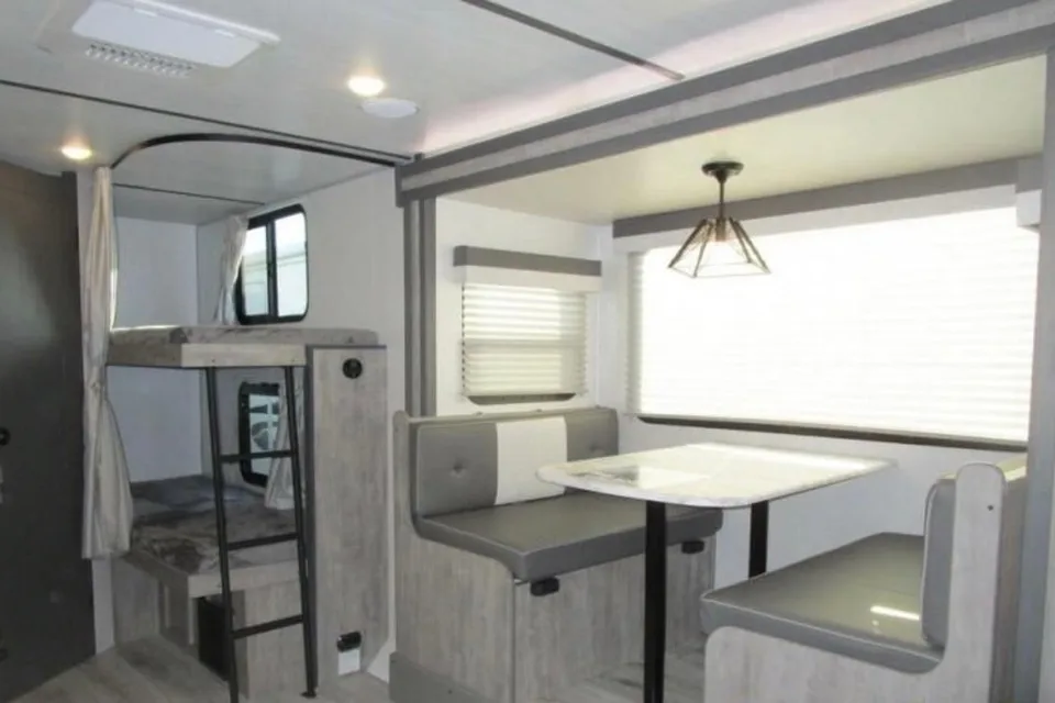 Family Bunkhouse Adventure Rig – Sleeps 6 with Outdoor Kitchen!