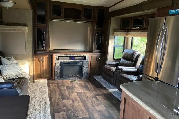 Ava's Forest River Inc. Sierra 371REB Fifth Wheel