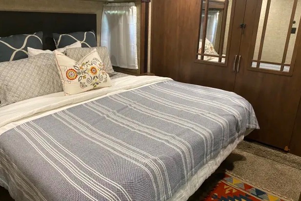 Ava's Forest River Inc. Sierra 371REB Fifth Wheel