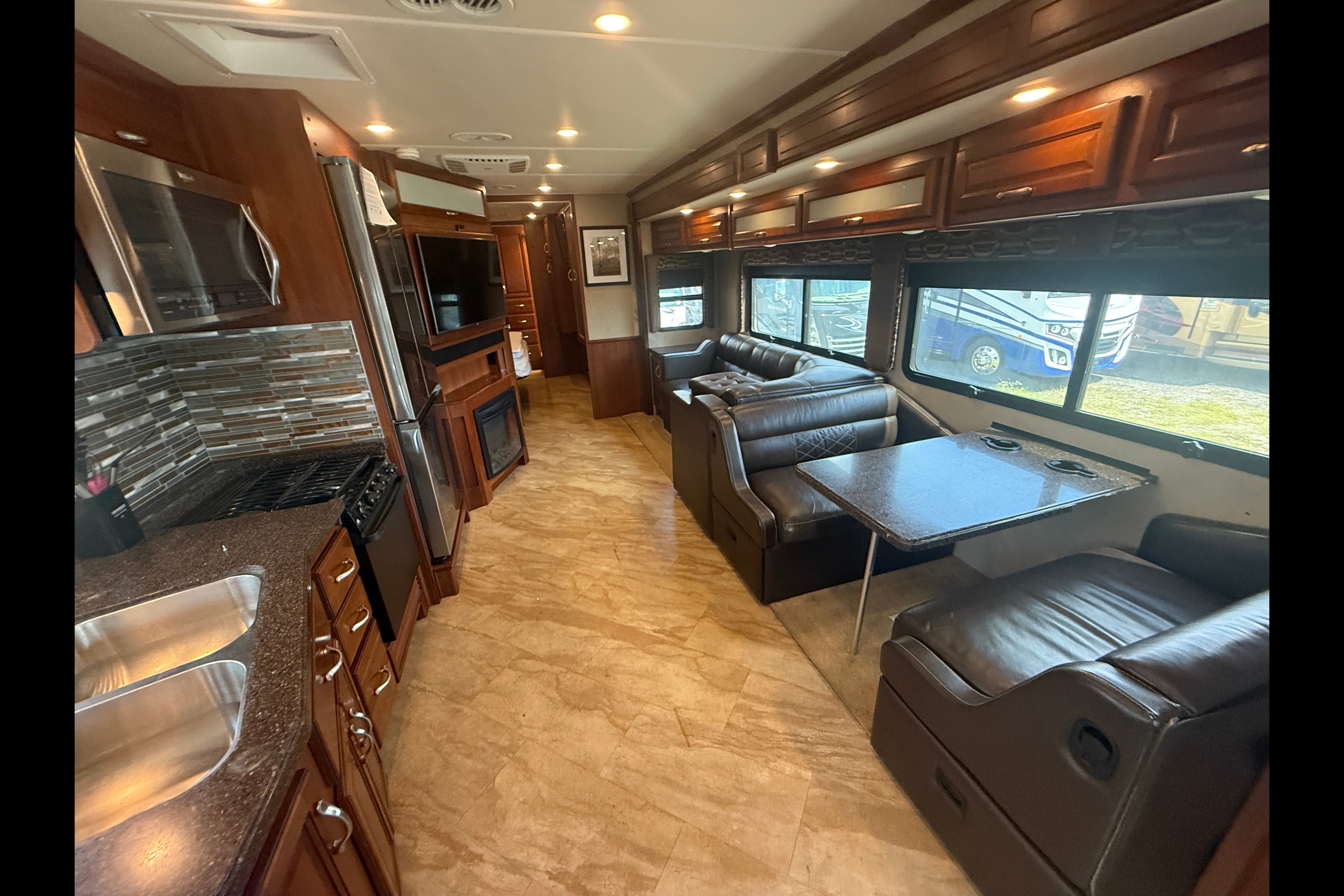 Chief Carl's Caravan- 2016 Fleetwood Bounder Class A