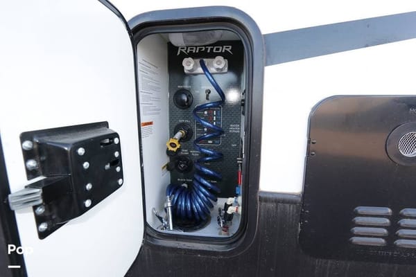 Ben 's Keystone 358 Carbon Toy Hauler