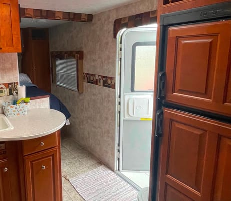 Kevin's Pacific Coachworks Tango 299BHS Travel Trailer