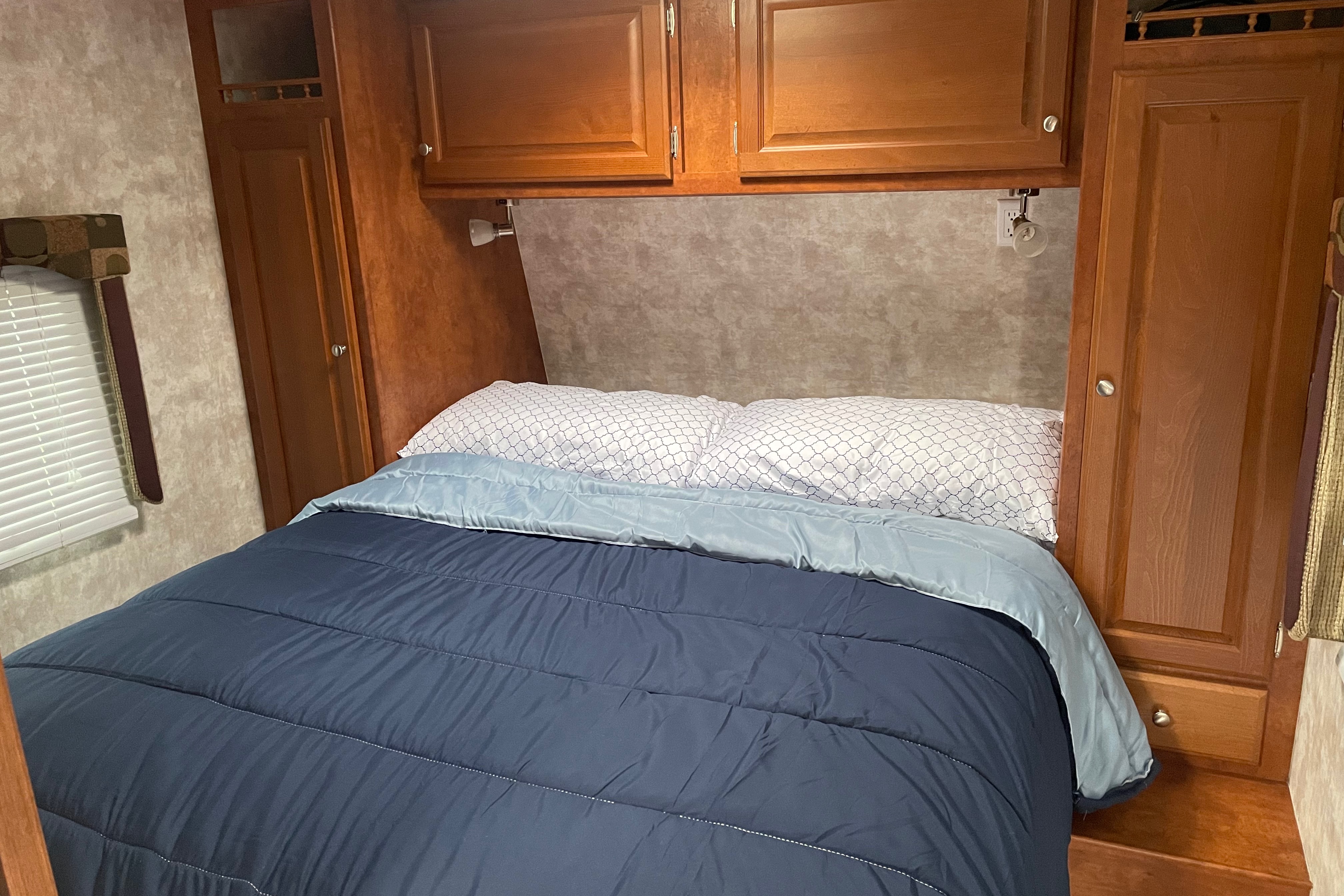 Kevin's Pacific Coachworks Tango 299BHS Travel Trailer